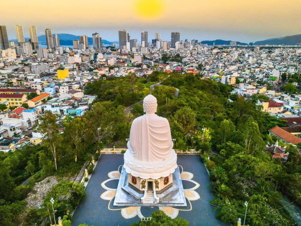 Long Son Pagoda_Must-visit places to go in nha trang