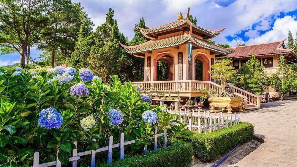 Truc Lam Zen Monastery